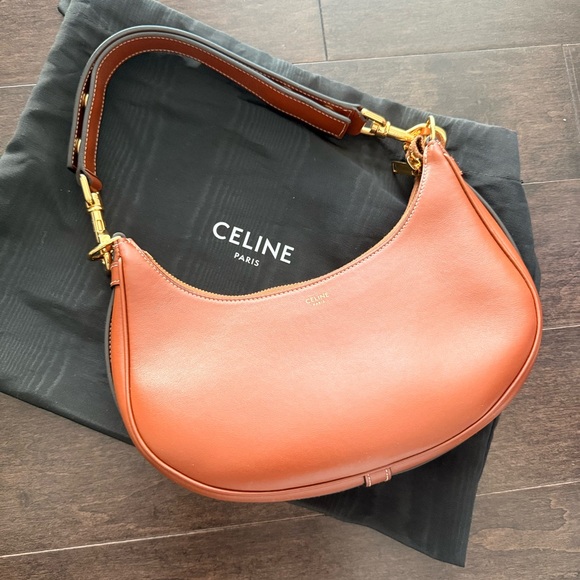 Celine Brown Leather Ava Shoulder Bag - Picture 9 of 10